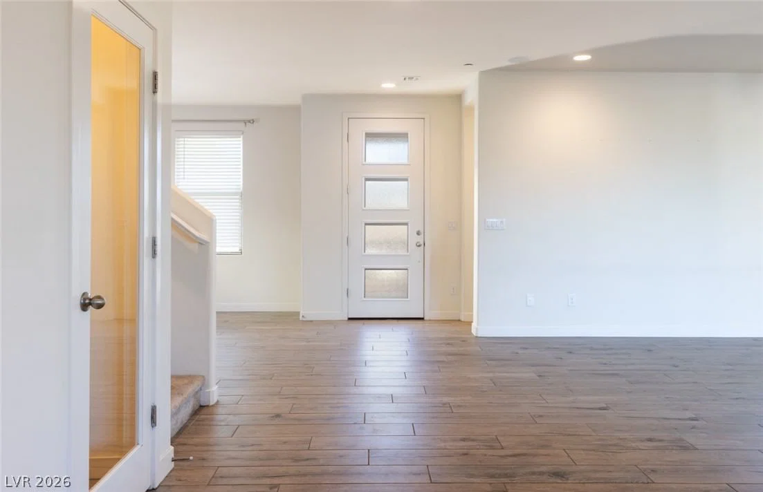 920 Sunset Road photo 4