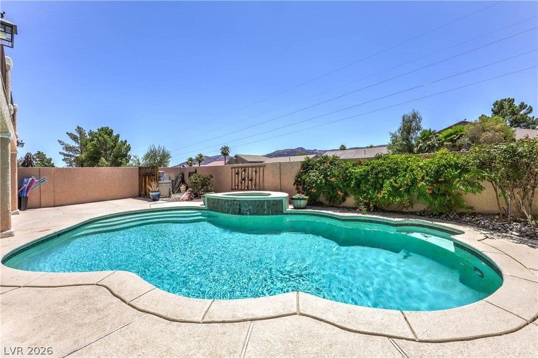 33 TRAILSIDE Court photo 5