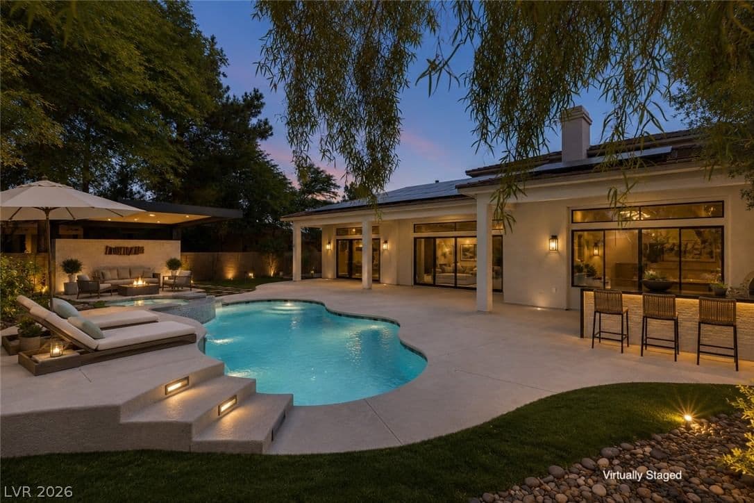 29 Desert Highlands Drive photo 2