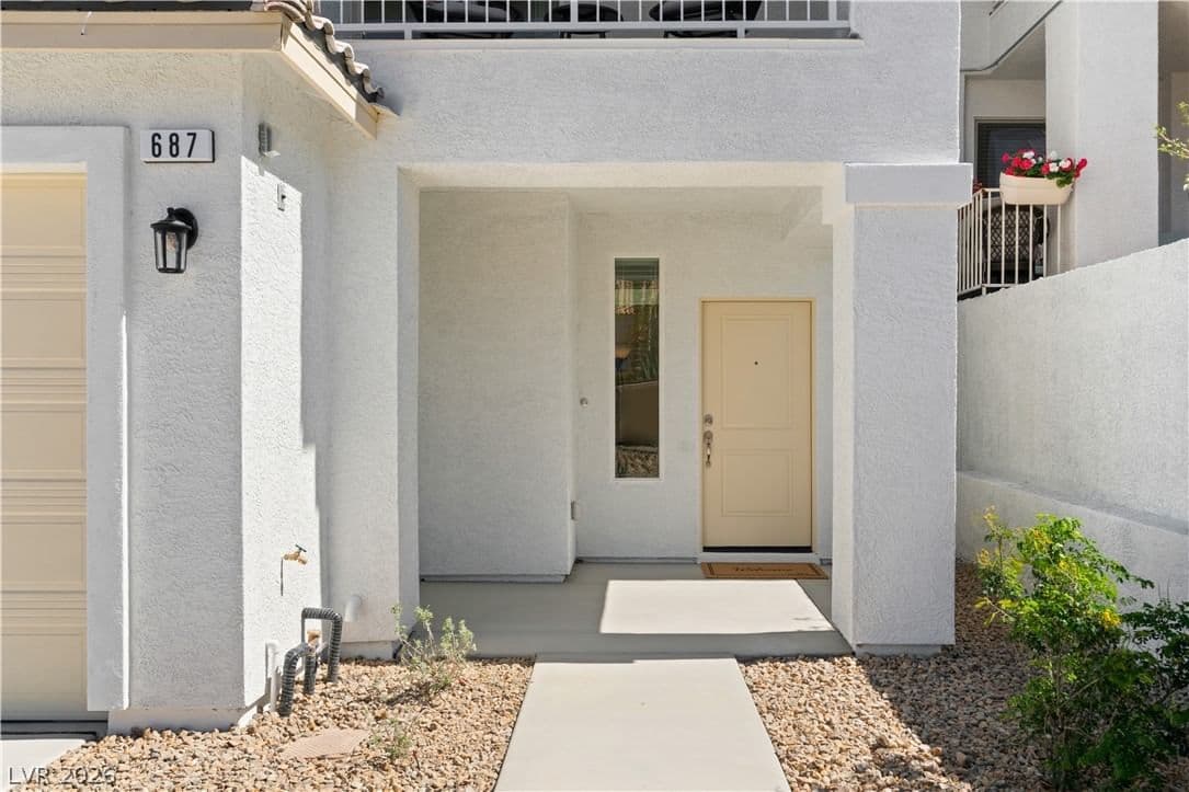 695 Florence Drive photo 5