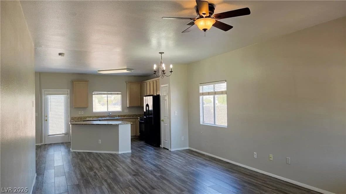 2920 Bridleton Avenue photo 4