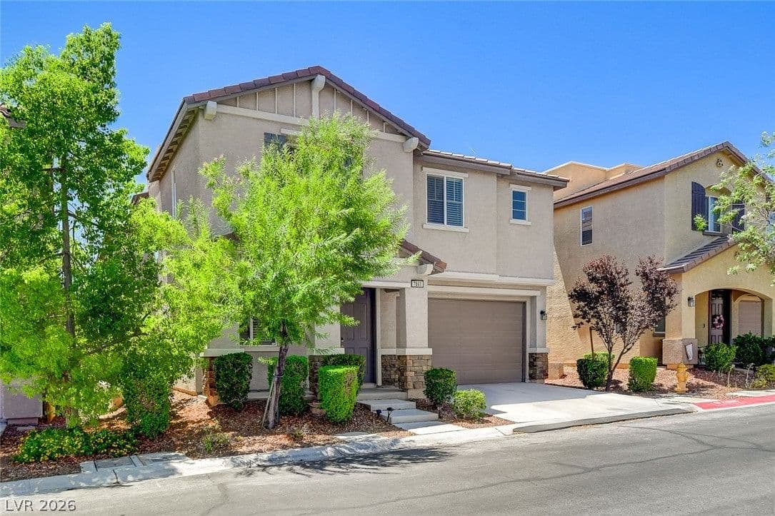 7841 Blue Lake Peak Street photo 3