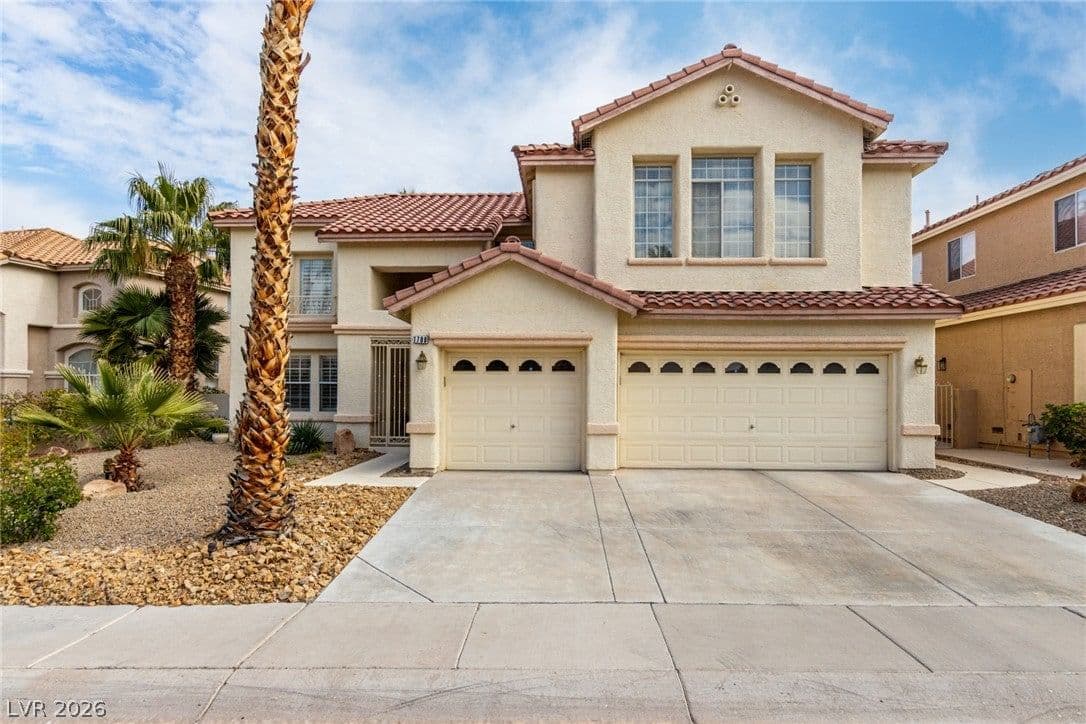 1708 Desert Fort Street photo 3