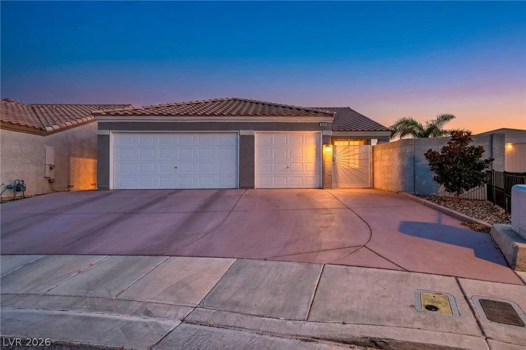 850 Purple Sage Terrace