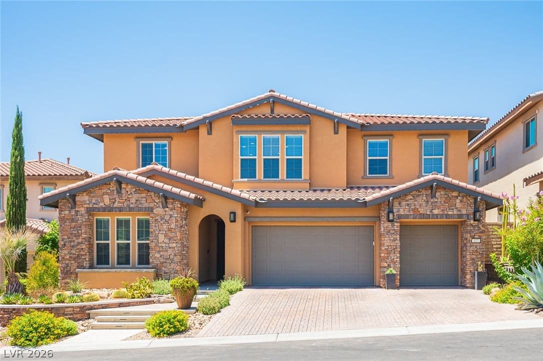 437 Beautiful Hill Court photo 2