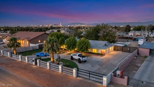 2295 Gateway Road photo 2