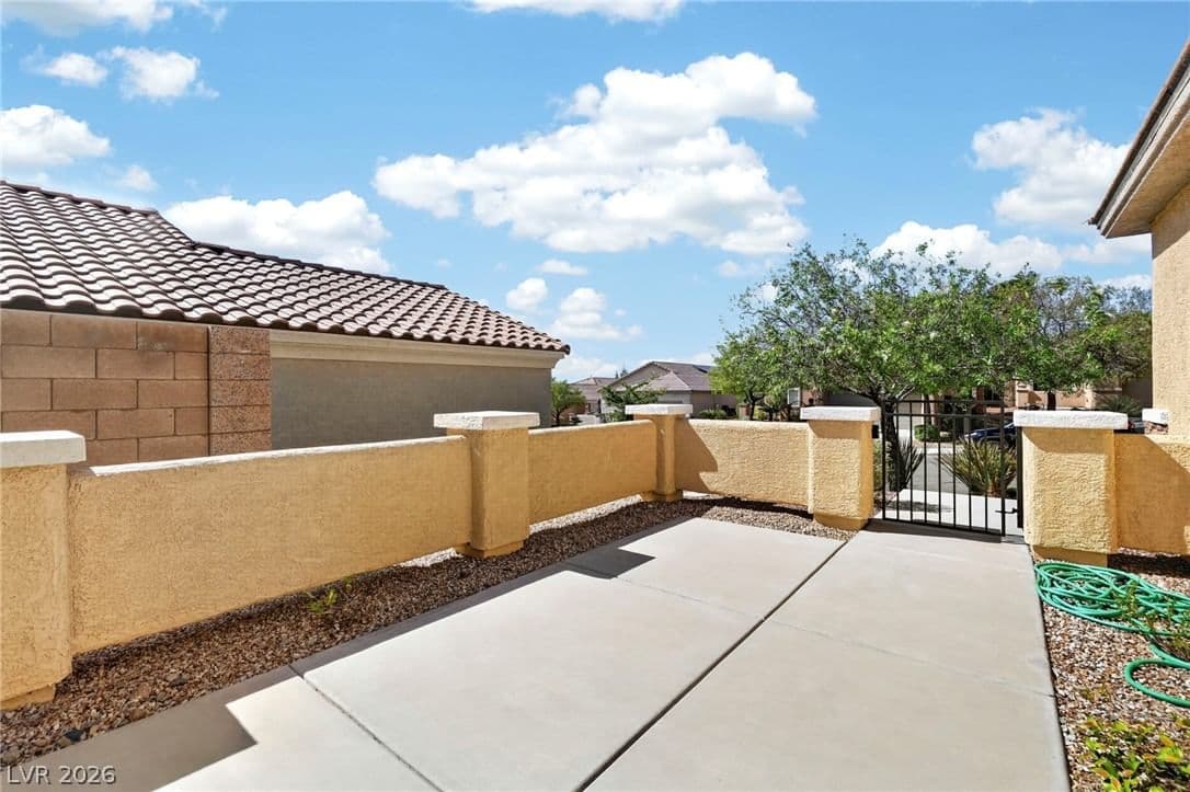 2623 Lochleven Way photo 5