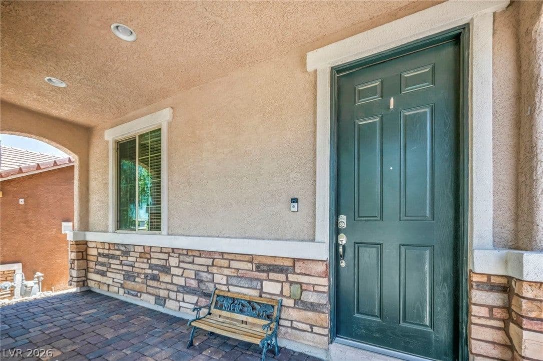 9627 Ashlynn Peak Court photo 3