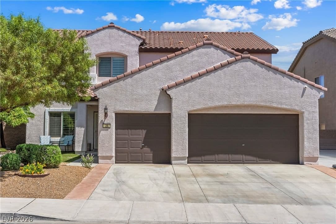 28 Gentilly Lace Avenue