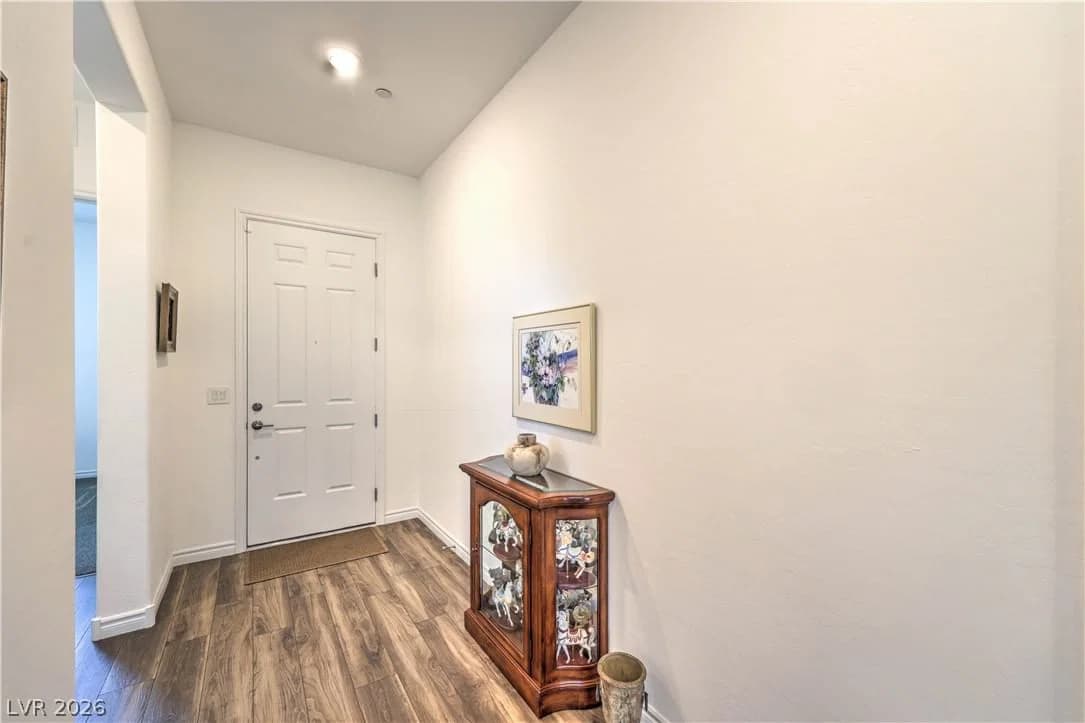 469 Sunland Springs Court photo 4