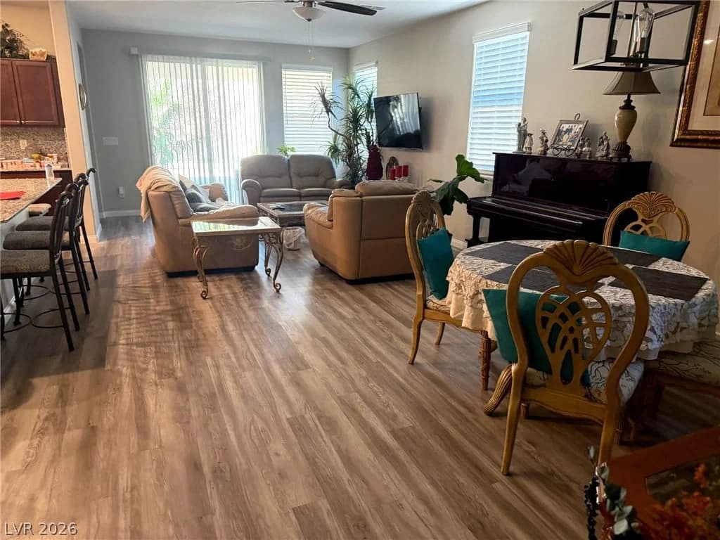 9599 Belfast Cove Street photo 2