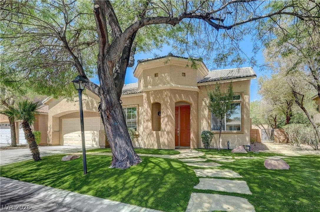 8225 Romantic Sunset Street