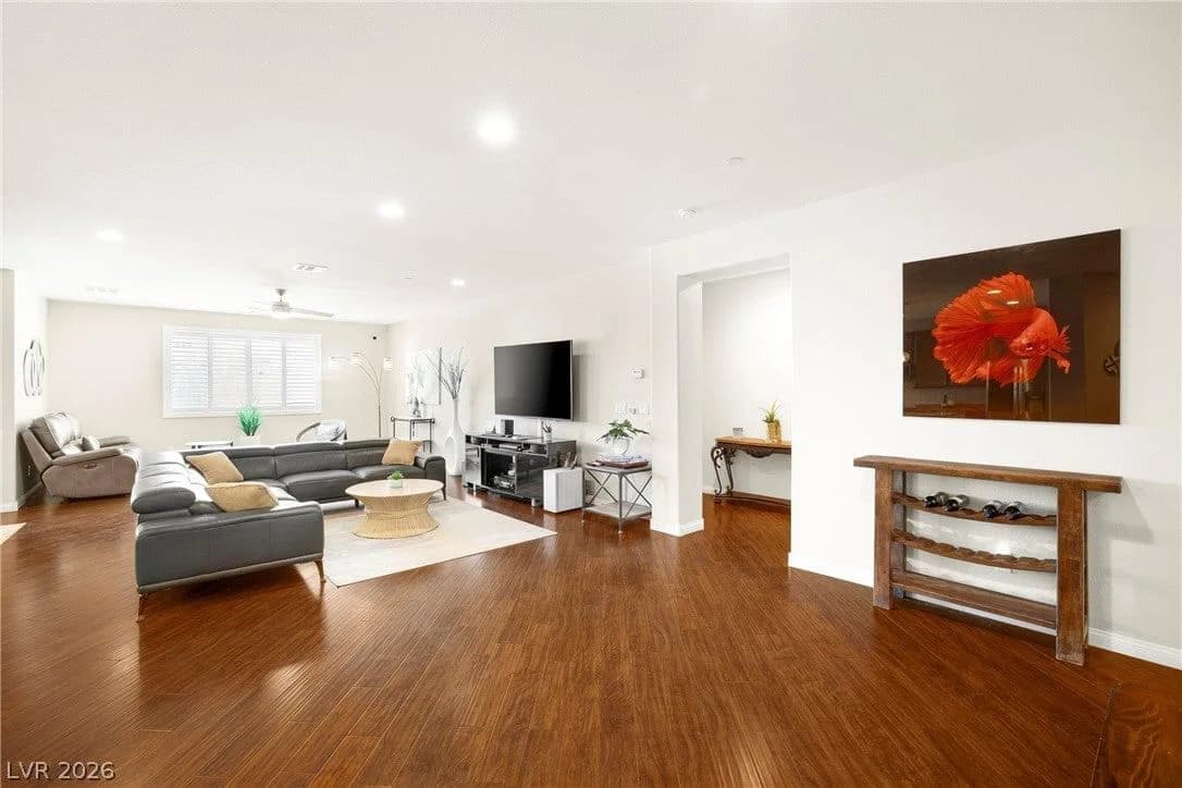 3745 Via Corso Avenue photo 5