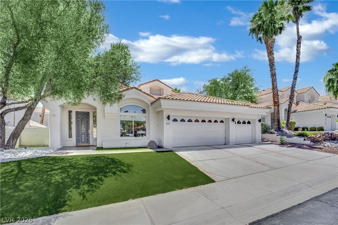 8121 Sunset Cove Drive photo 5