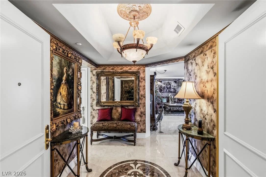 2747 Paradise Road photo 3