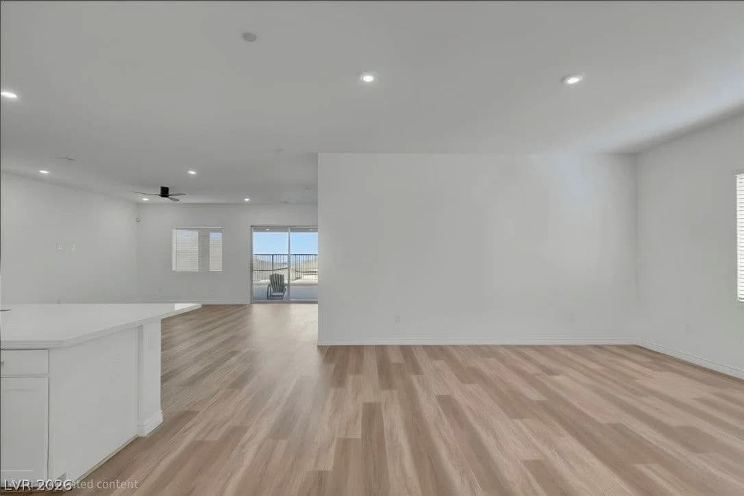 952 Tony Willis Court photo 4