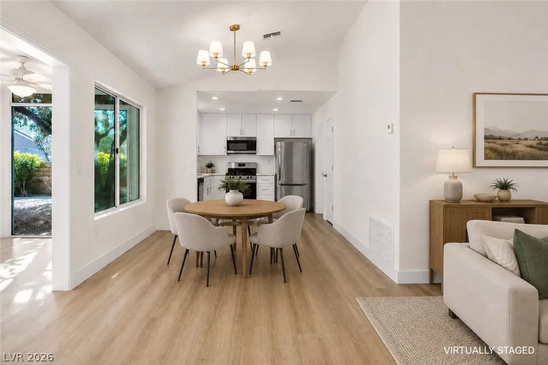 8701 Villa Ridge Drive photo 4
