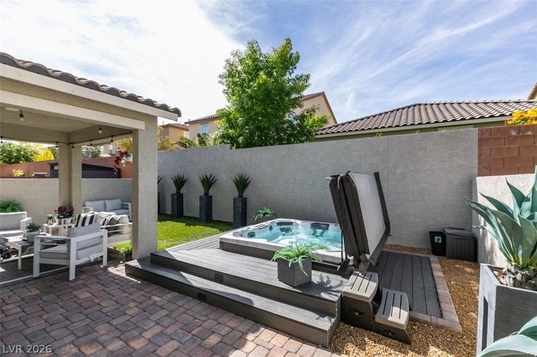 2927 Tranquil Brook Avenue photo 4