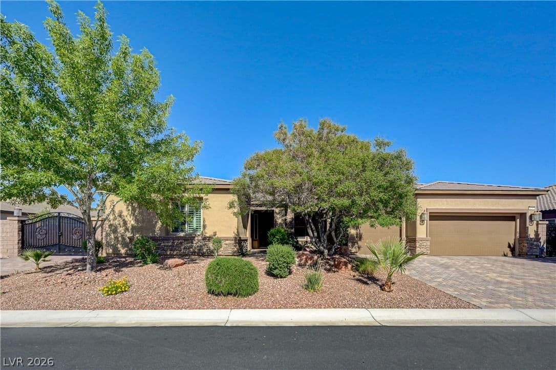 4260 Helena Cove Court photo 3