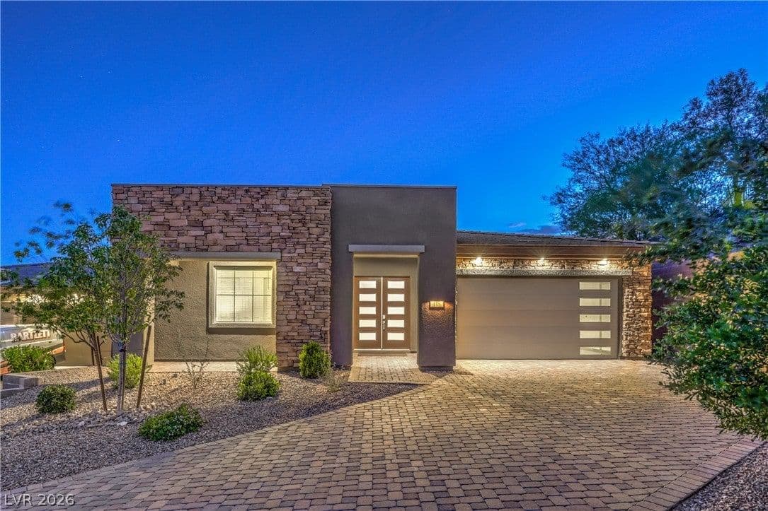 118 Reflection Cove Drive photo 2