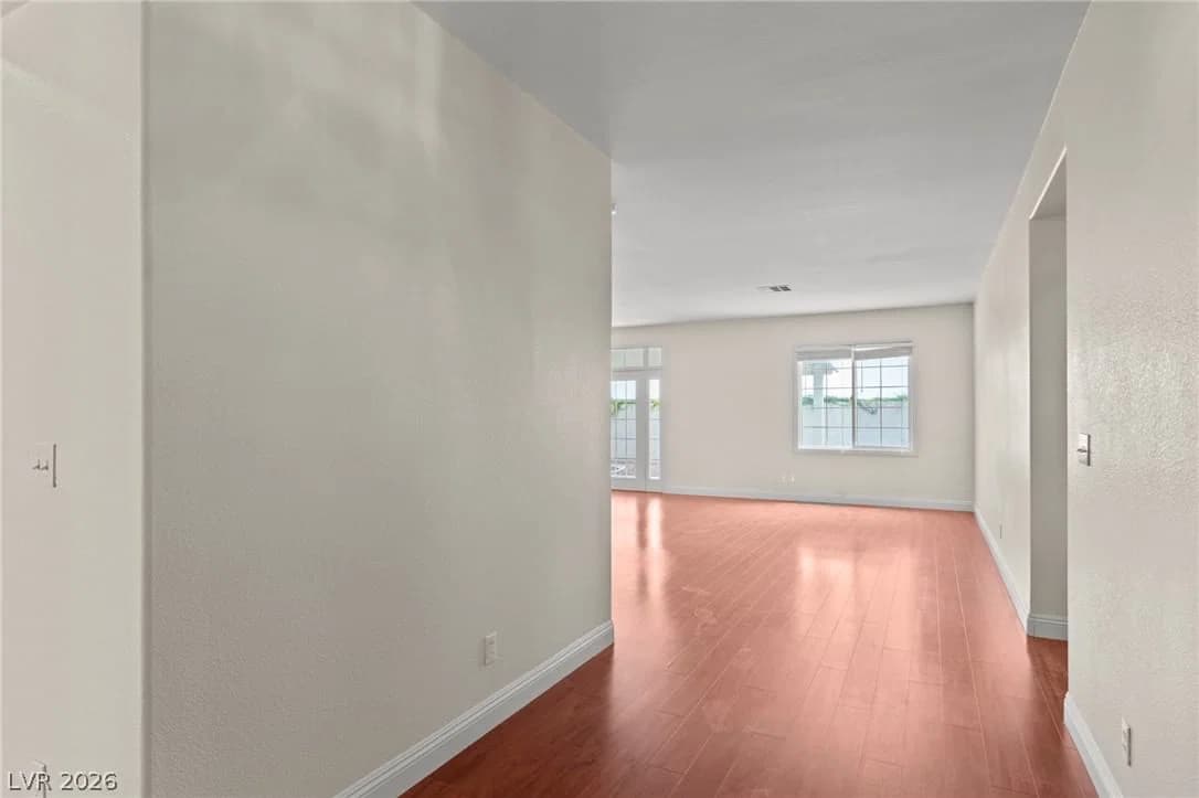 4512 Dawn Peak Street photo 5