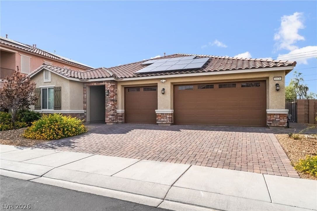 1078 Langston Ranch Avenue photo 2