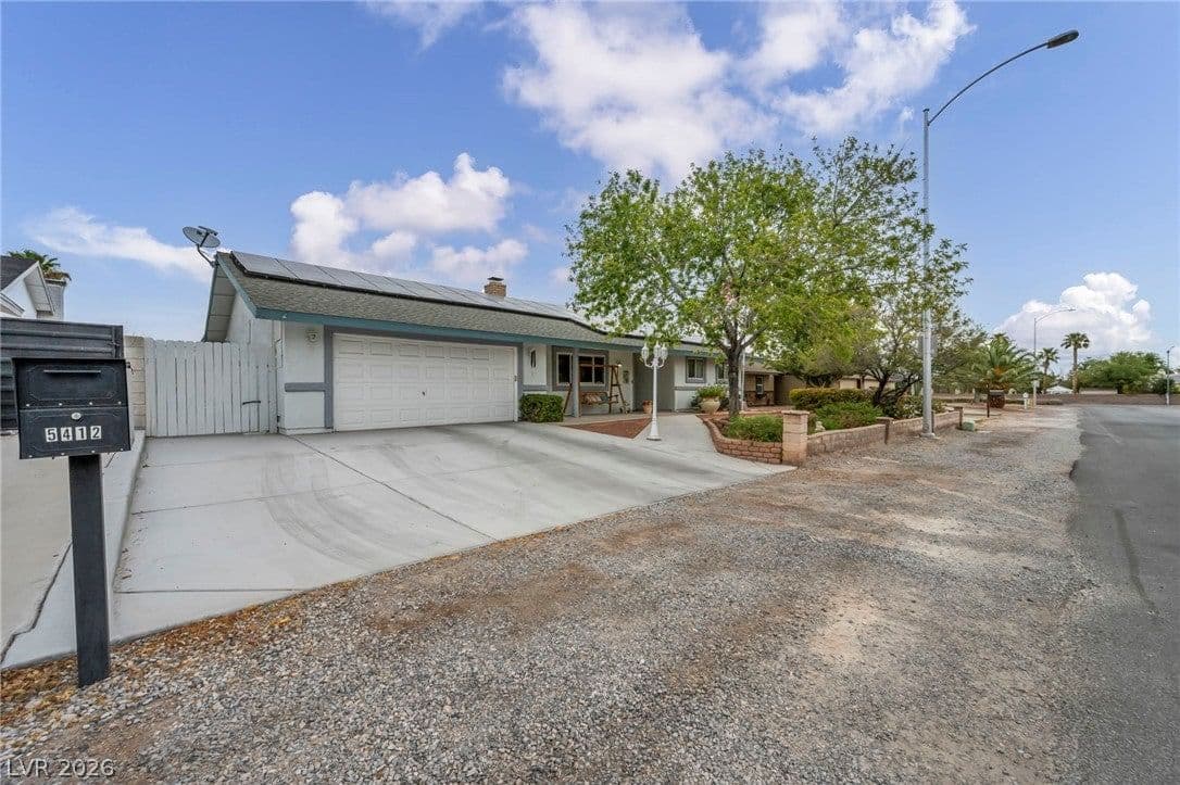 5412 Avenida Vaquero photo 3