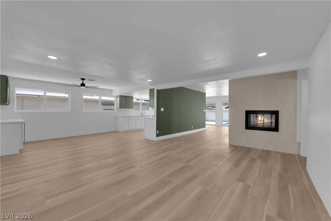 1524 Bonita Avenue photo 4