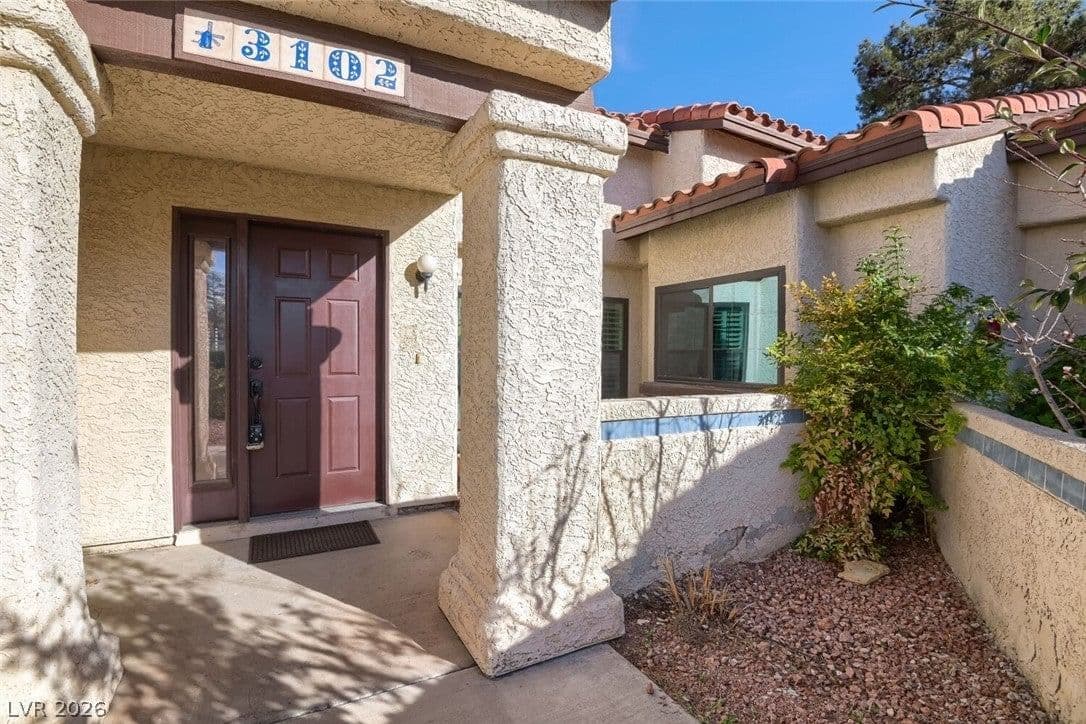 3102 La Mancha Way photo 3