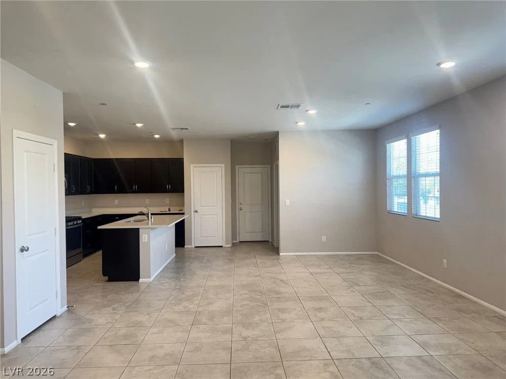 2853 Tanager Hill Street photo 5