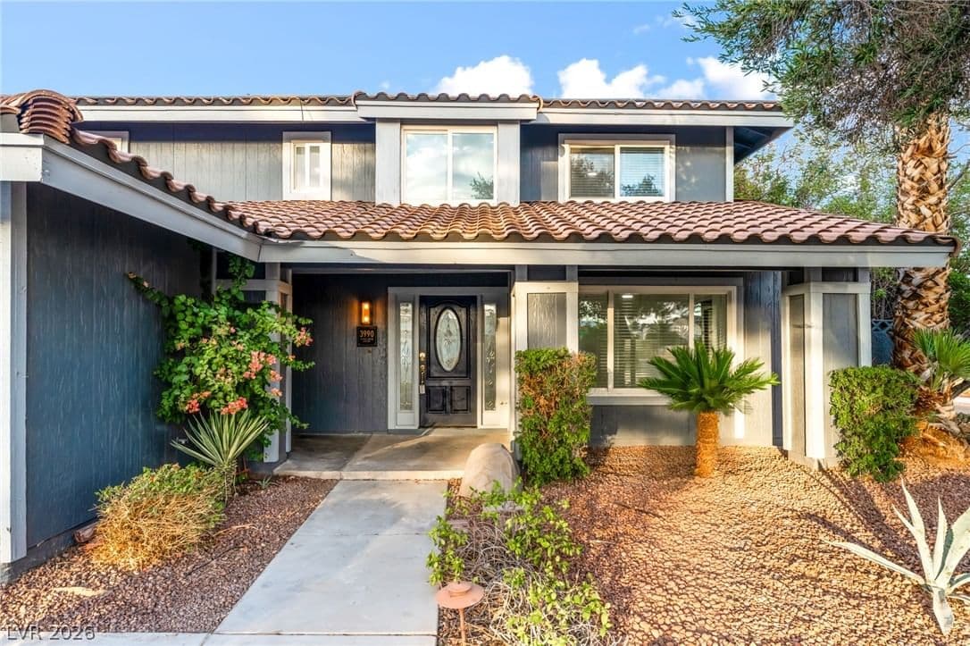 3990 Coolcrest Court photo 4