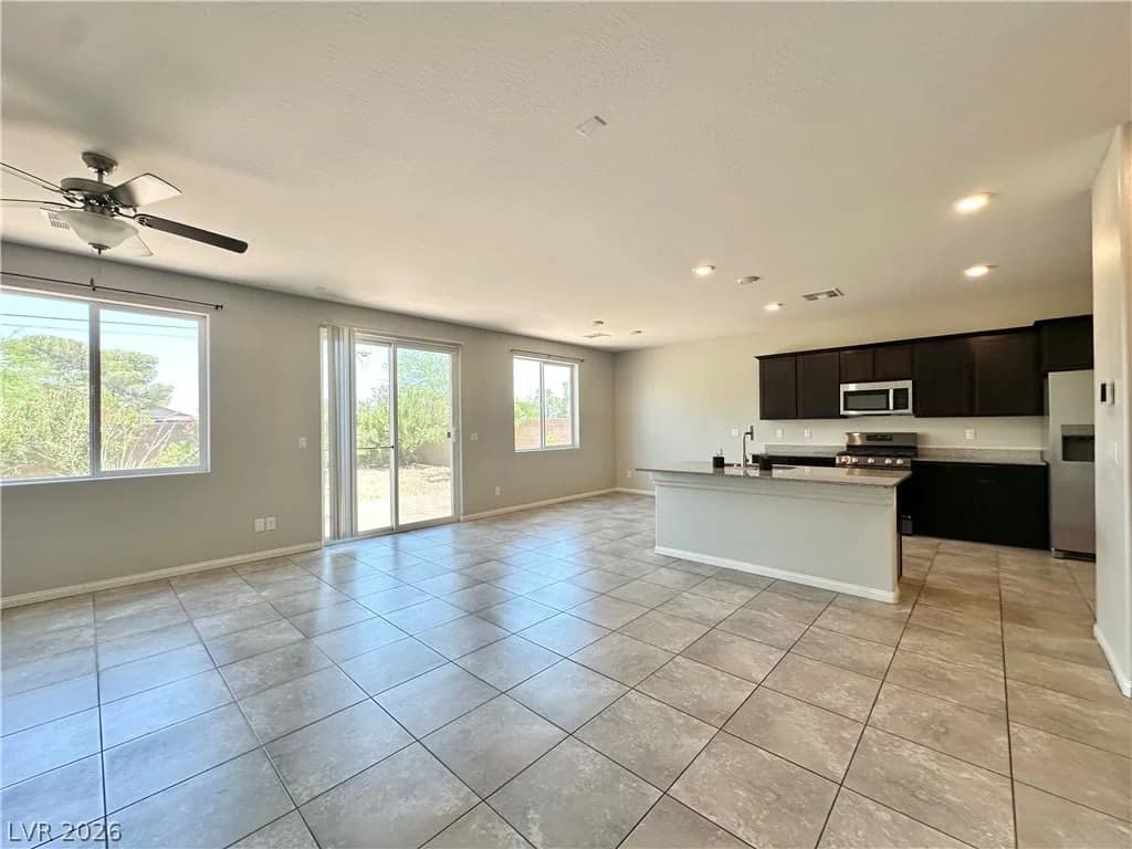 2630 Infinity Bay Court photo 3