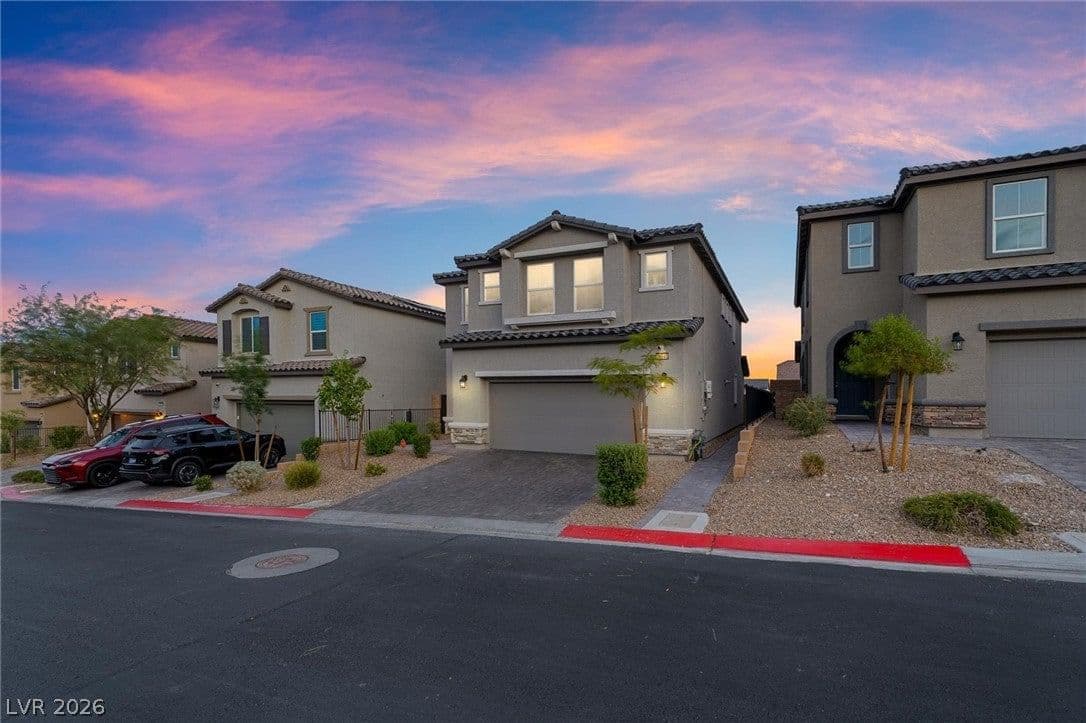 10945 Oregano Avenue photo 3