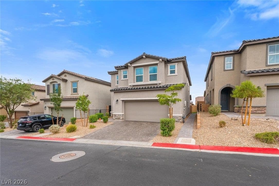 10945 Oregano Avenue photo 4