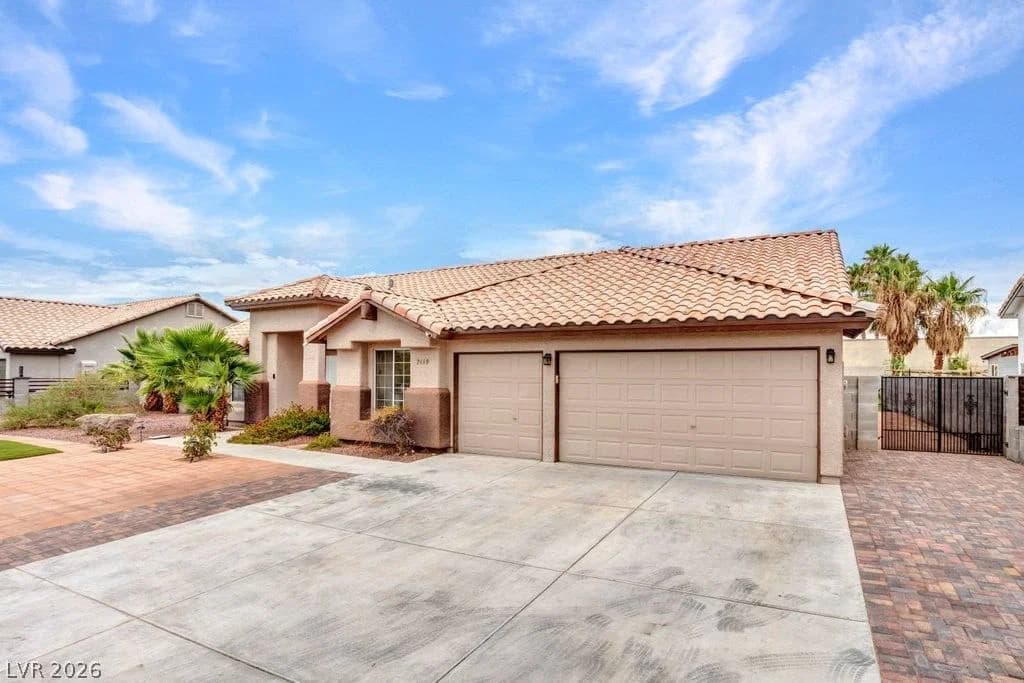 2660 Rosanna Street photo 5