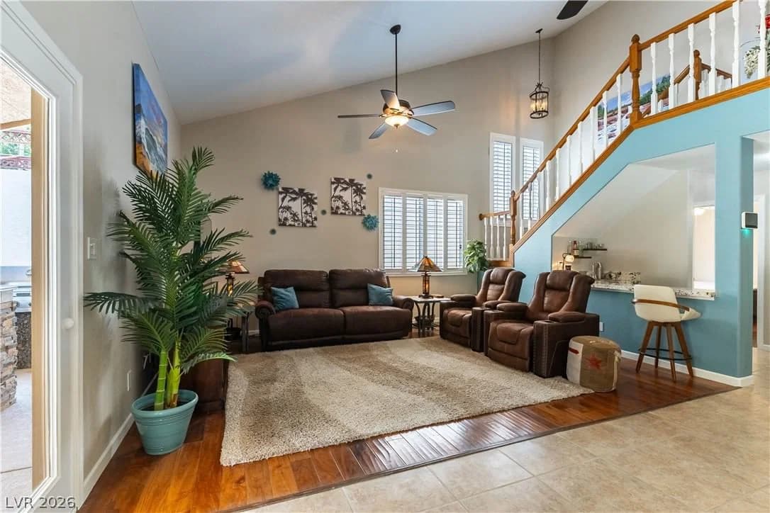 2813 High View Drive photo 4