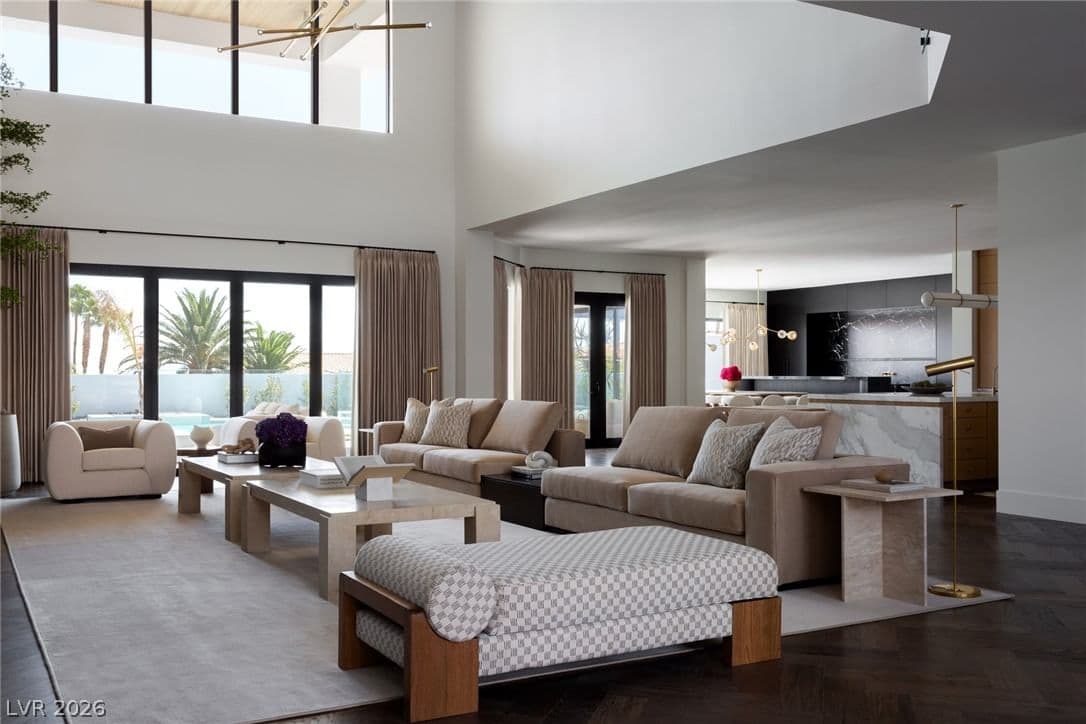 5086 Scenic Ridge Drive