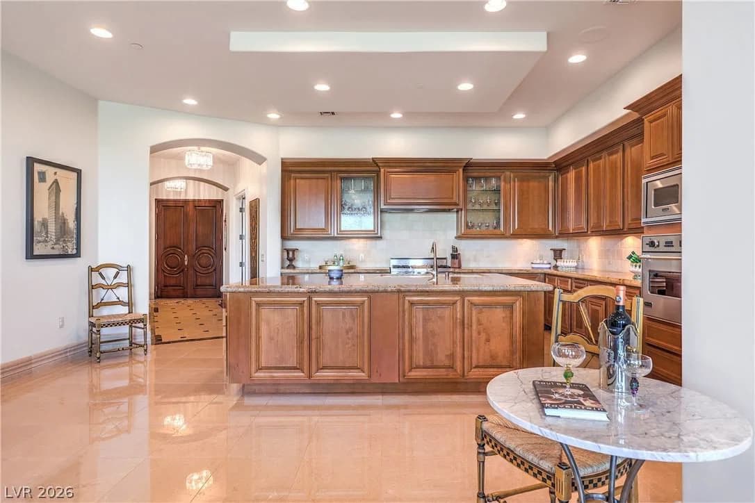 9101 Alta Drive photo 4