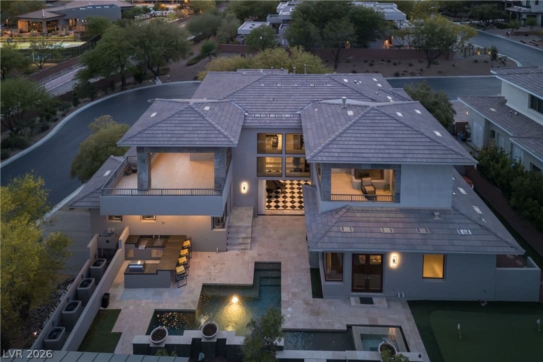 72 Wildwing Court photo 3