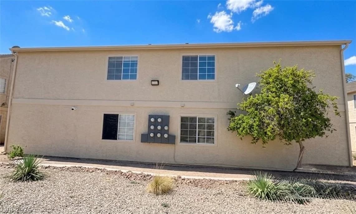 2732 Alicialynn Way photo 3