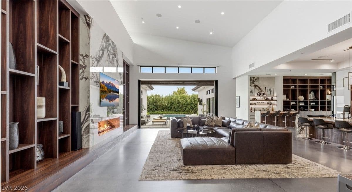 69 Olympia Canyon Way photo 4