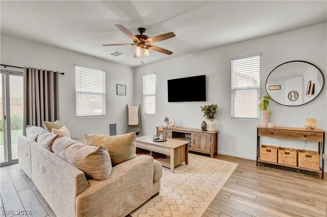 688 Bamboo Bend Place photo 4