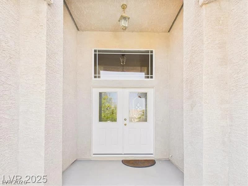 5071 Andover Court photo 4