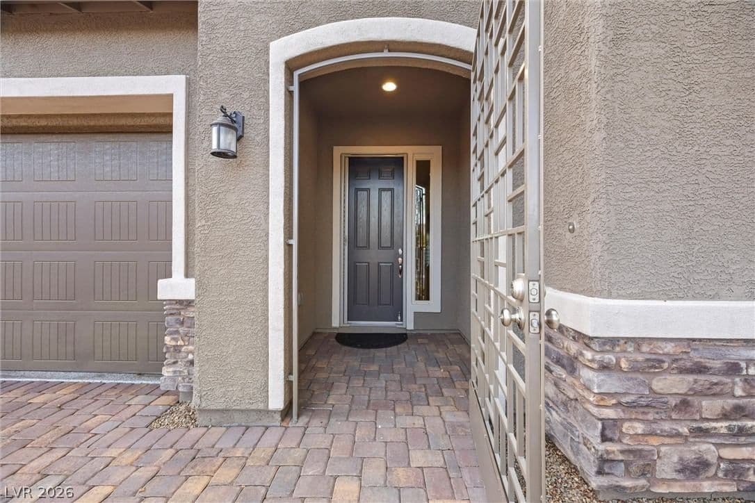 6820 Velvet Snow Street photo 5