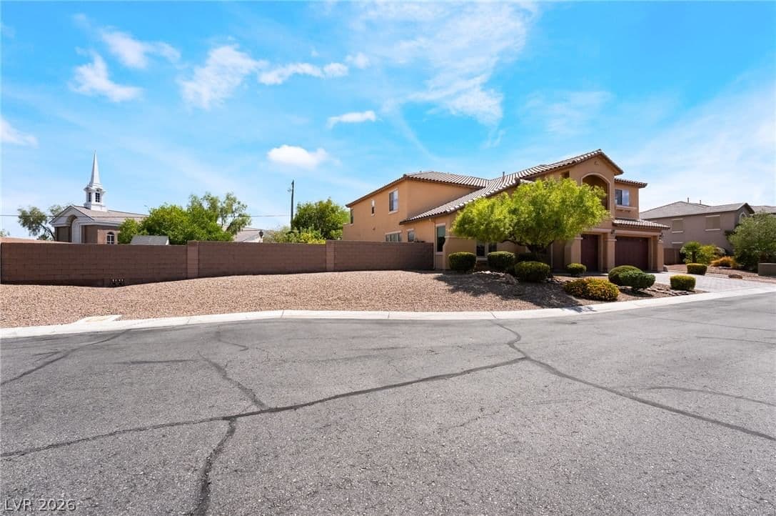 6057 Twilight Cove Circle photo 4