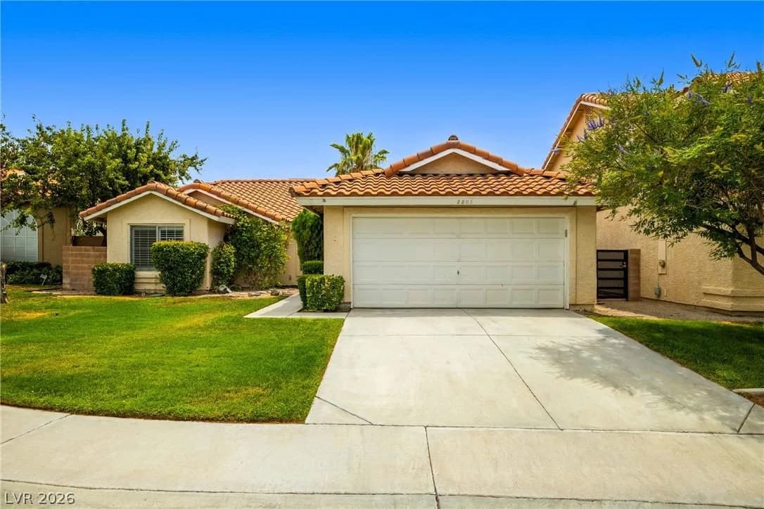 2803 Camelback Lane