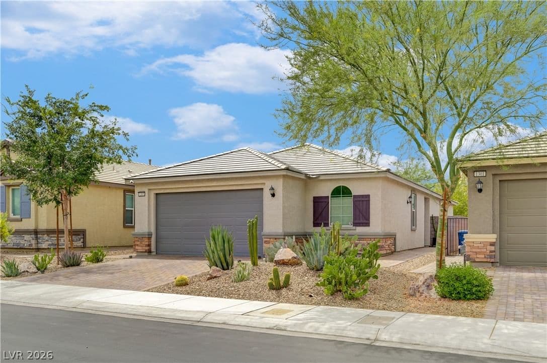 1305 Ossa Street photo 2