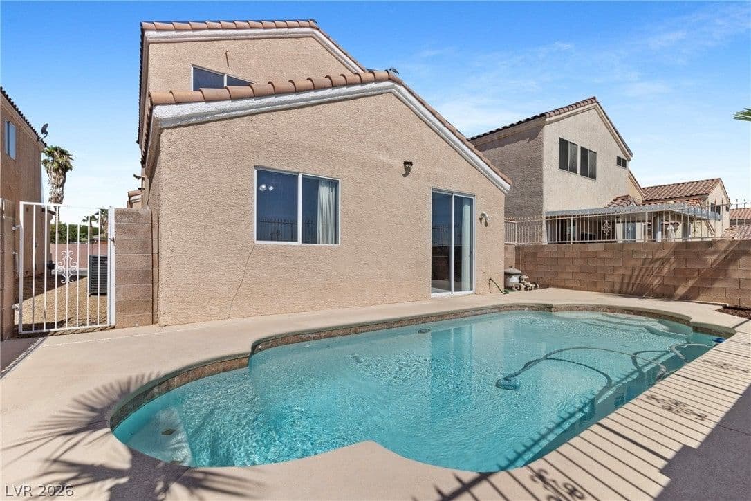 9554 Friant Street photo 3