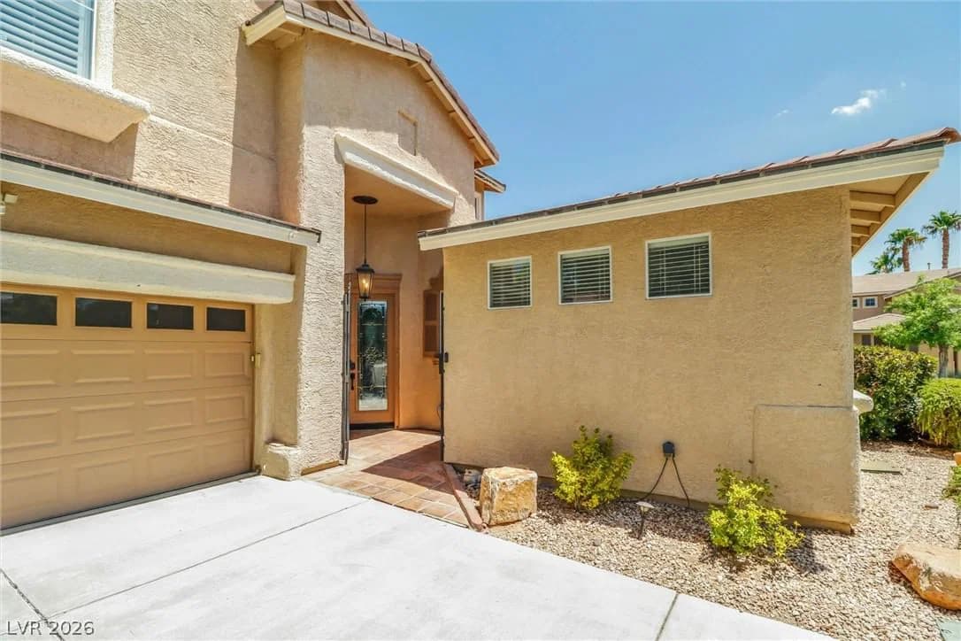 2372 Quintet Avenue photo 4