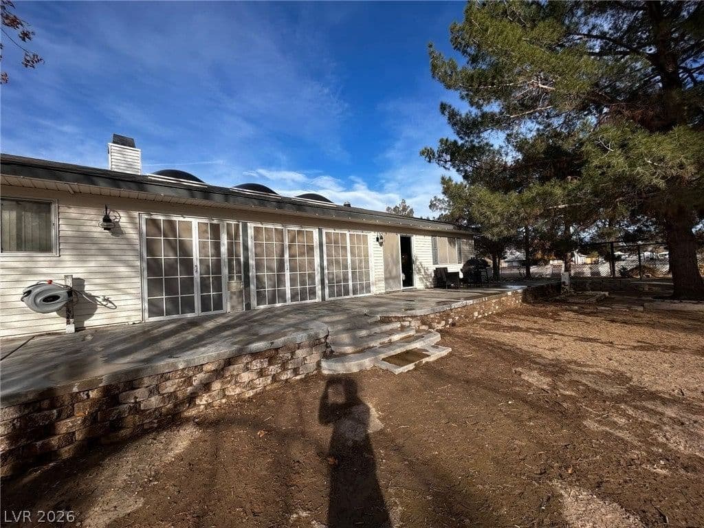 2481 Falcon Street photo 5